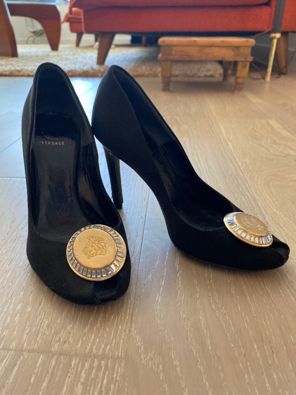 Versace Pump
